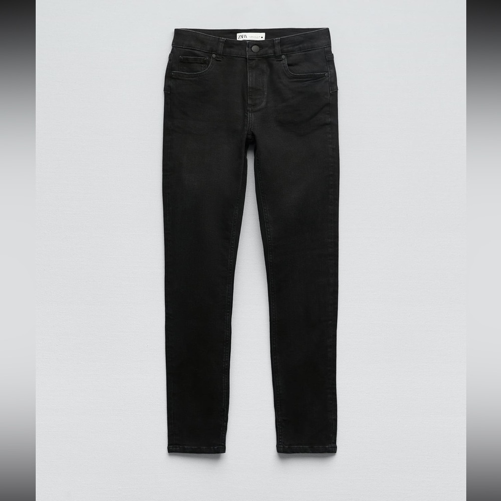 Zara- The Contour Skinny ZW Jean